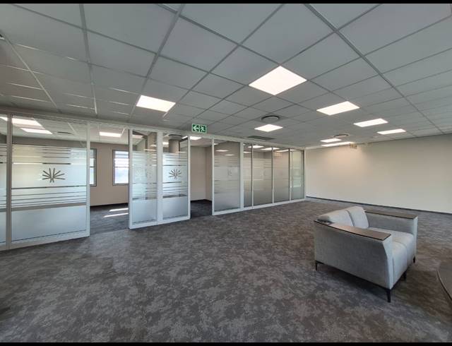 275M² OFFICE TO LET IN ILLOVO